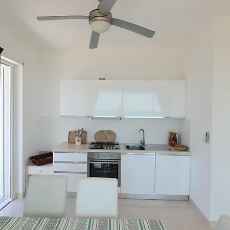 Apartment Felloniche On Seashore *