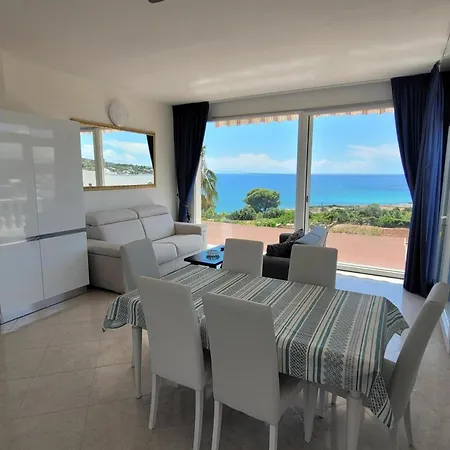 아파트 Felloniche On Seashore