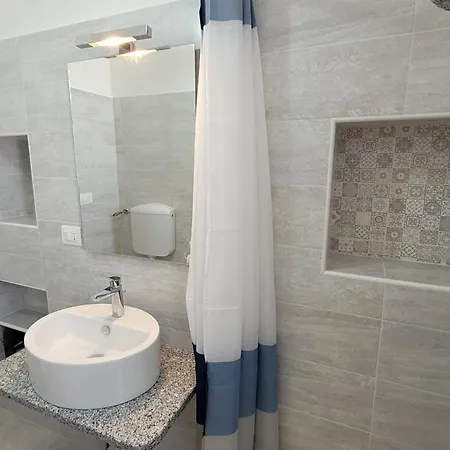 아파트 Felloniche On Seashore *