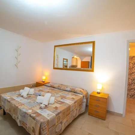 아파트 Felloniche On Seashore